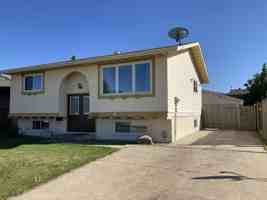 featured image of 5527 39 Avenue Northwest