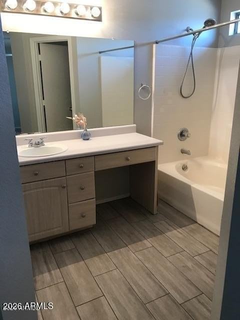 8723 N 112th Ave - Photo 4 of 5
