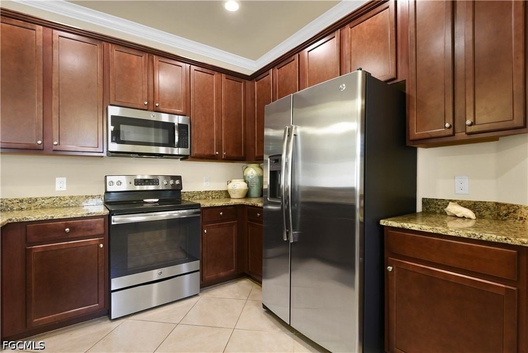 10281 Via Colomba Cir - Photo 7 of 21