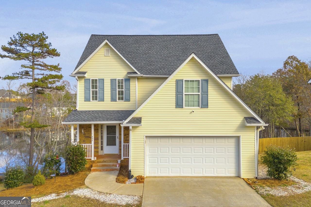494 Bishop Ct
