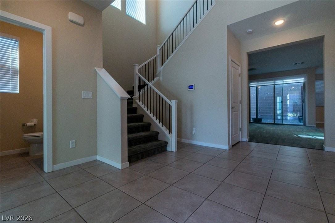 544 Ruby Mesa Ave - Photo 4 of 37