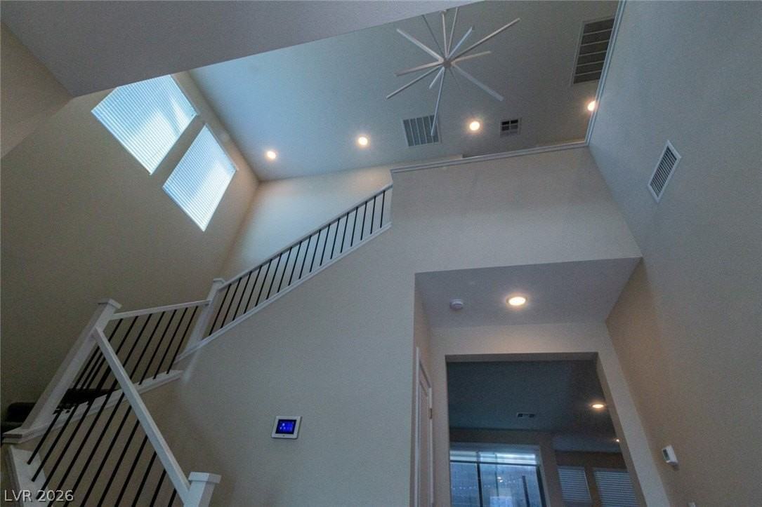 544 Ruby Mesa Ave - Photo 5 of 37