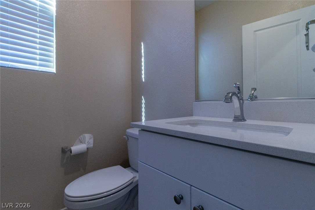 544 Ruby Mesa Ave - Photo 7 of 37