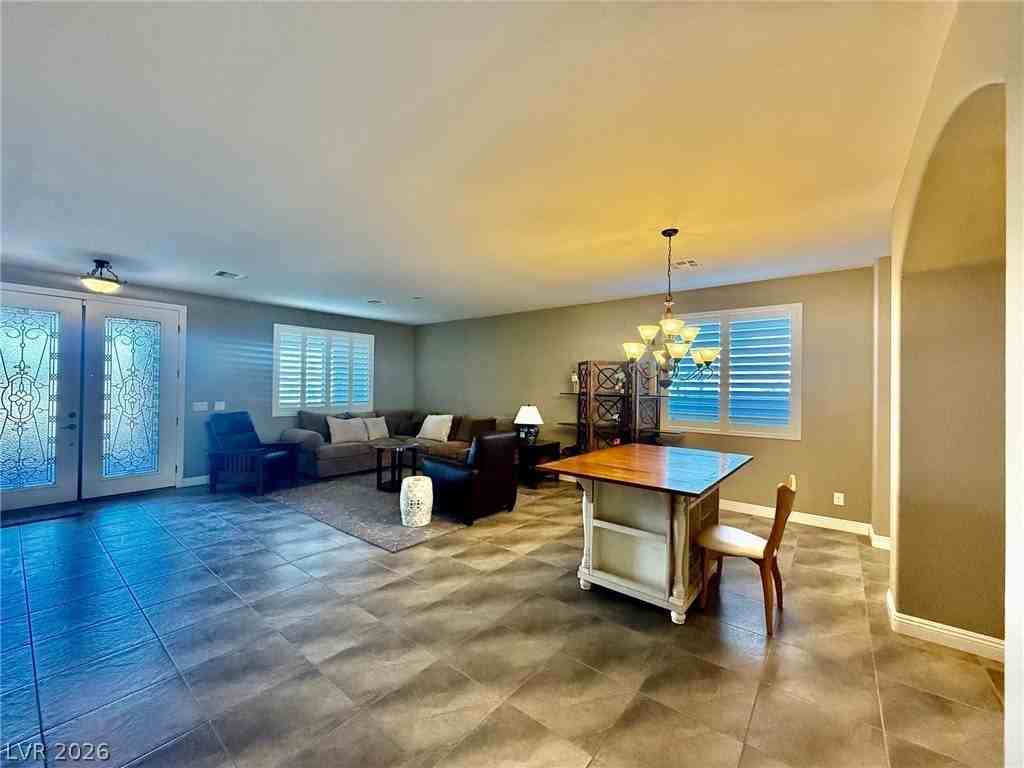 8045 Slip Point Ave - Photo 3 of 35