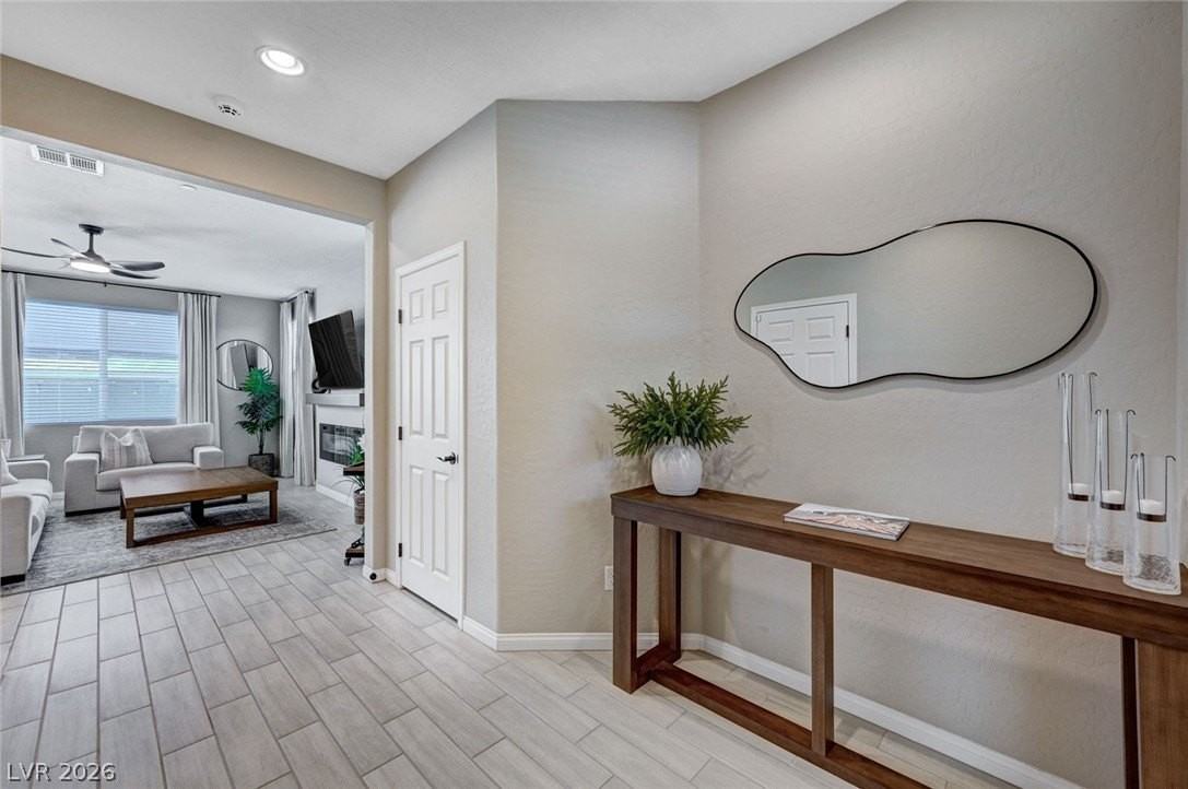 372 Silva Pl - Photo 3 of 48