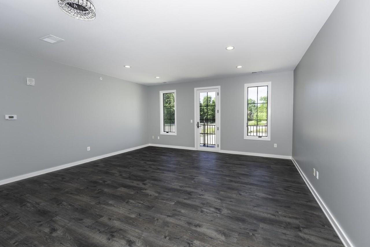 5395 Plymouth Rd - Photo 7 of 36