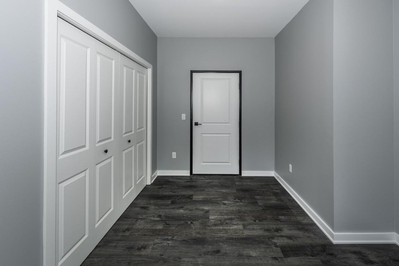 5399 Plymouth Rd - Photo 4 of 38