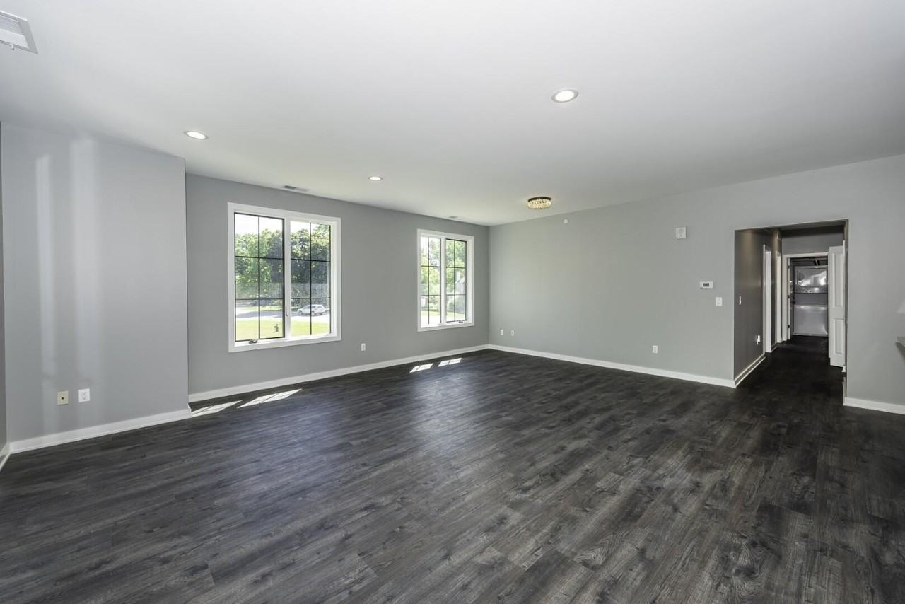 5399 Plymouth Rd - Photo 7 of 38