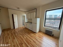 featured image of E 14th St #34