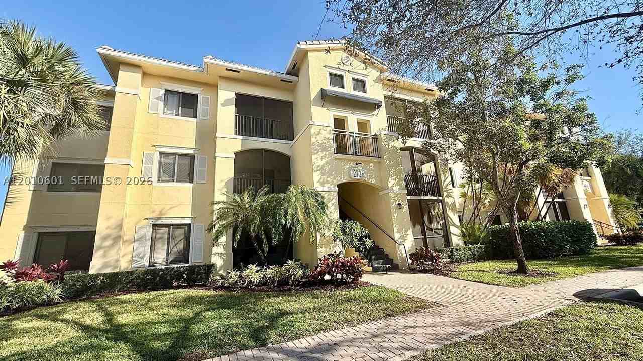 2726 Anzio Ct #306