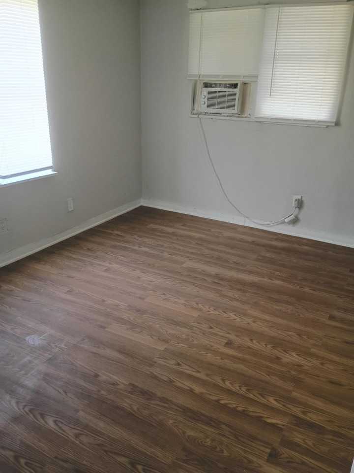 4699 Forest Ln - Photo 5 of 10