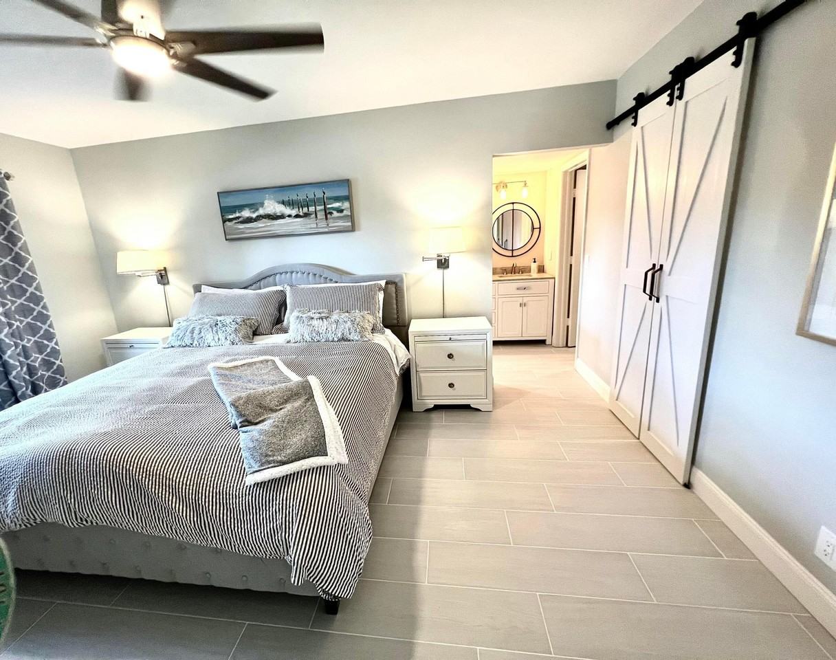 17081 Waterbend Dr #229 - Photo 5 of 13