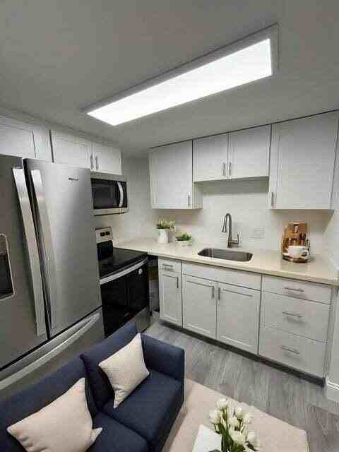 125 Westbury G #G - Photo 5 of 10