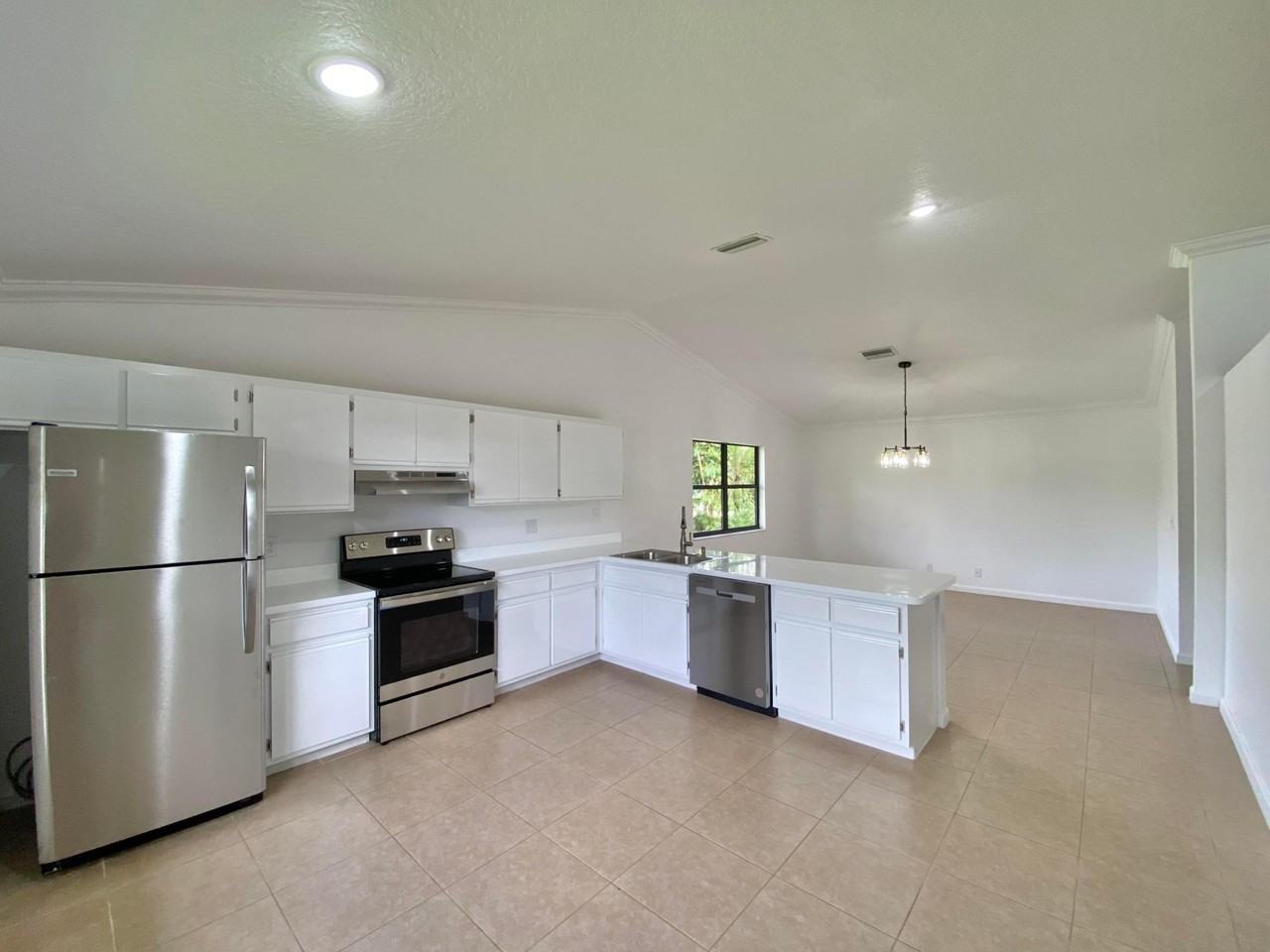 212 Trace Ct - Photo 5 of 32