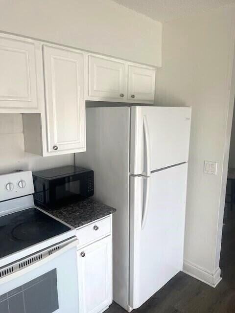 1451 Nw 20th Ct #AB - Photo 6 of 11