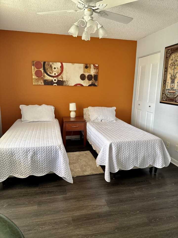 1520 Nw 19th Ter #203 - Photo 5 of 30