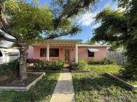featured image of 817 Elm Rd