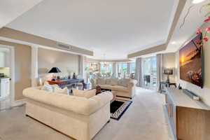 featured image of 300 Se 5th Ave #6160