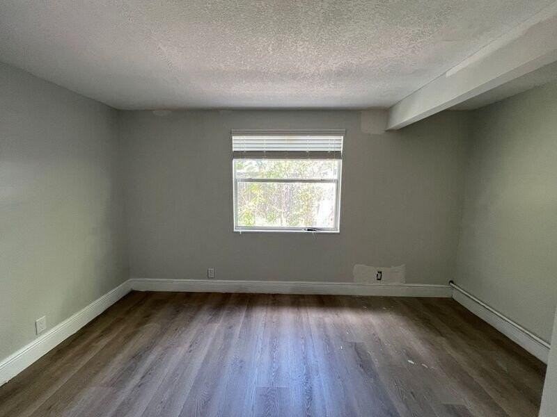 6511 Seminole Dr #2 - Photo 5 of 8