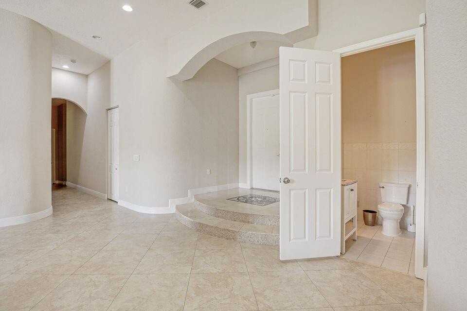 14094 43rd Rd - Photo 3 of 45