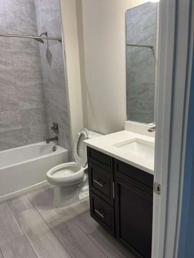 7813 Deer Lake Ct - Photo 7 of 10