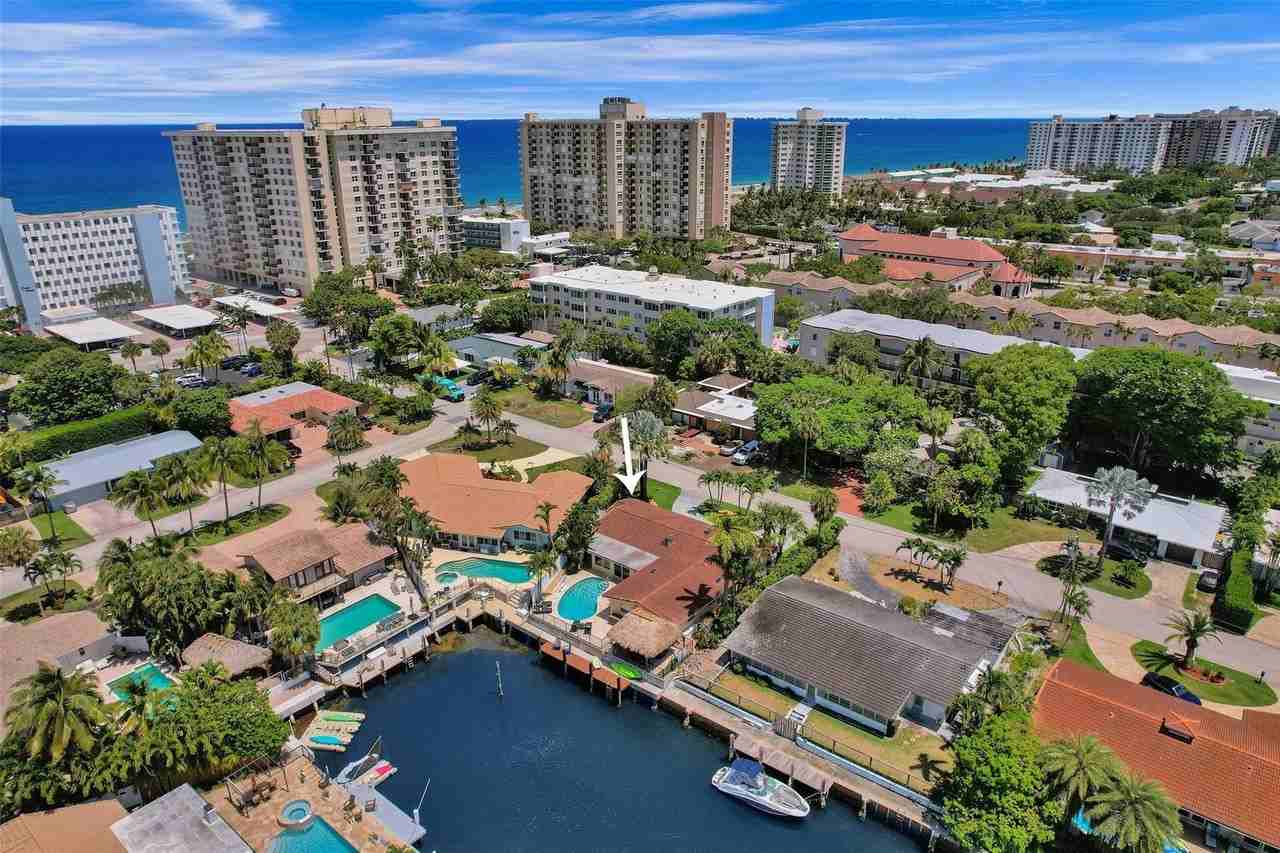 2051 Coral Reef Dr - Photo 3 of 50