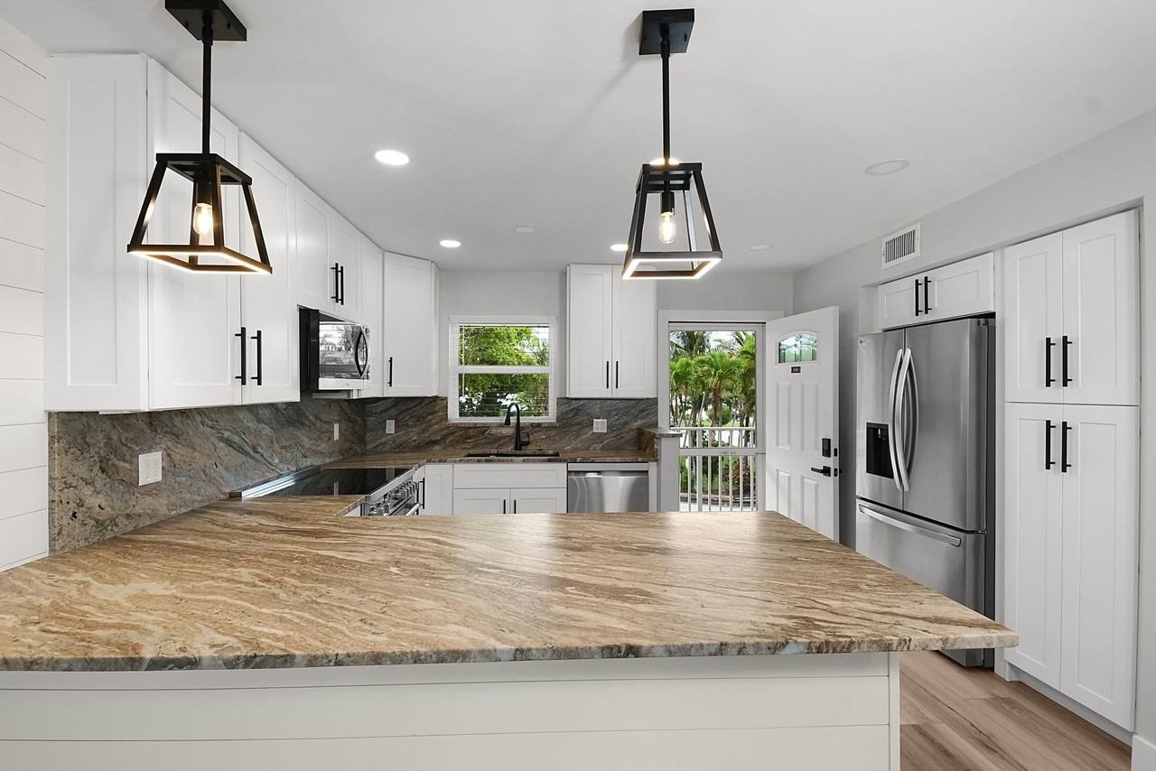 200 N El Mar Dr #B202 - Photo 4 of 22