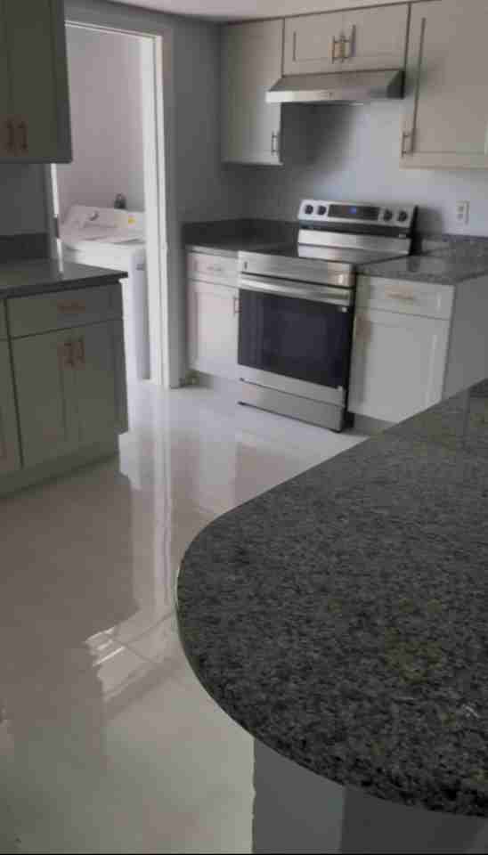 5454 8th Ave - Photo 2 of 8
