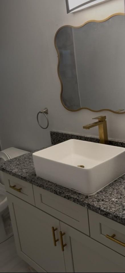 5454 8th Ave - Photo 5 of 8