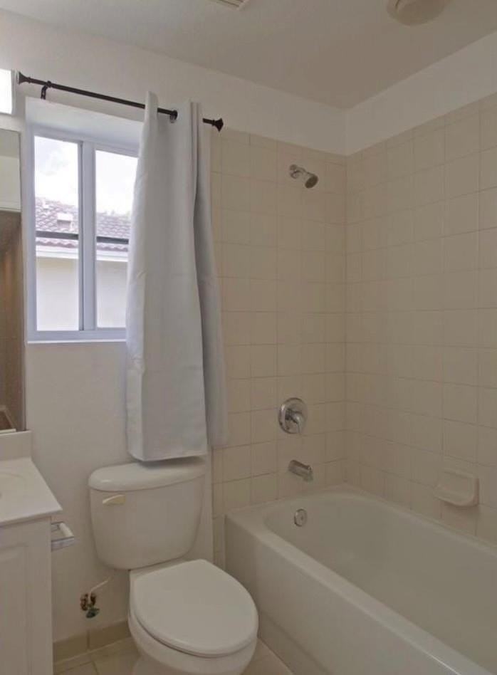 6030 Sw 19th Pl - Photo 6 of 12