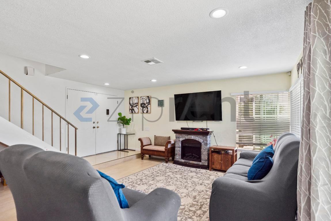 5491 Demerest Ln - Photo 7 of 22