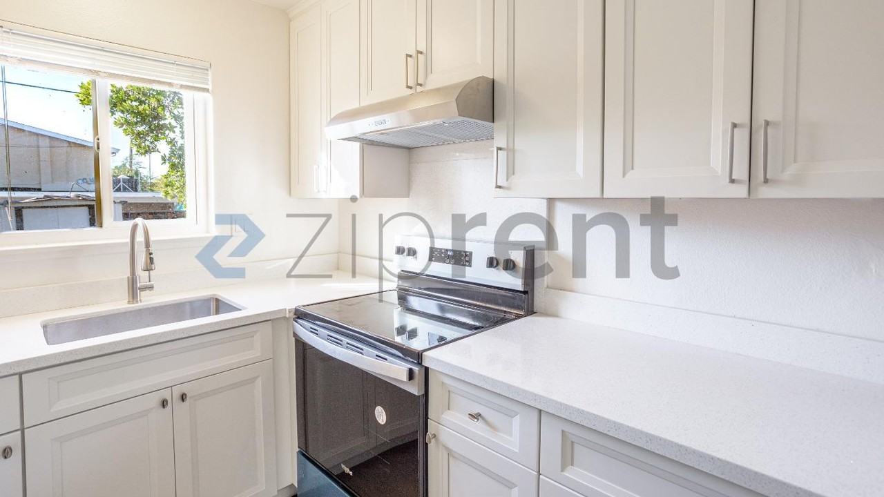 1797 Bradford Way #A - Photo 7 of 19