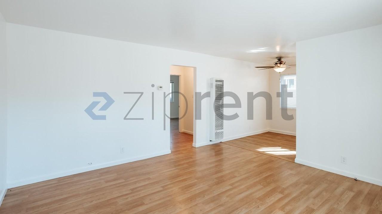 1793 Bradford Way #B - Photo 4 of 16