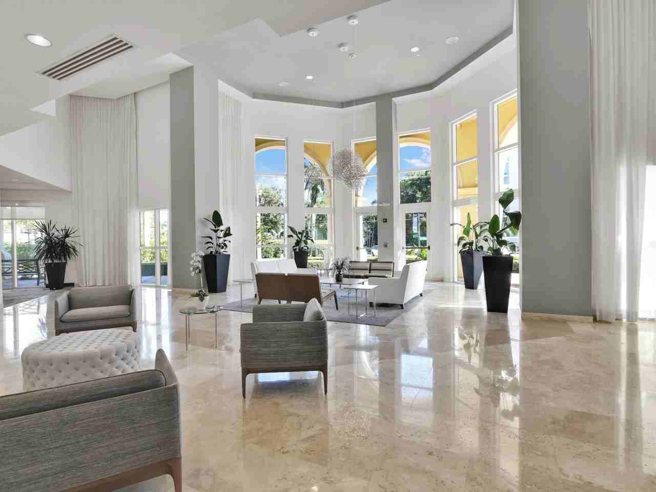 99 Se Mizner Blvd #PH40 - Photo 7 of 48