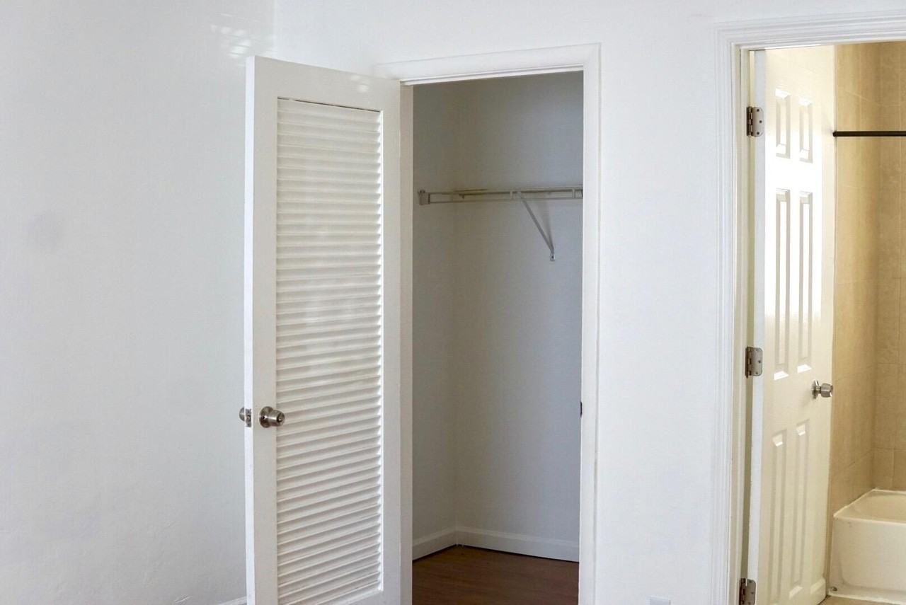1307 Lucerne Ave #1 - Photo 7 of 11