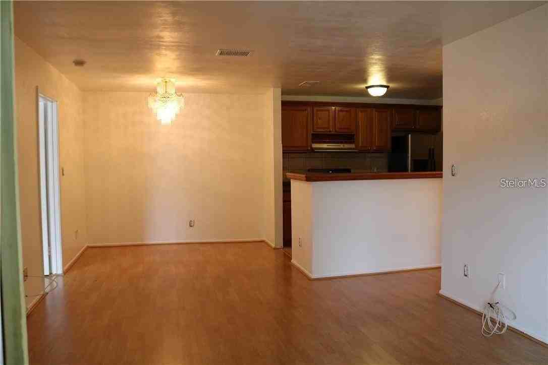 1400 Gandy Blvd N #1308 - Photo 3 of 14
