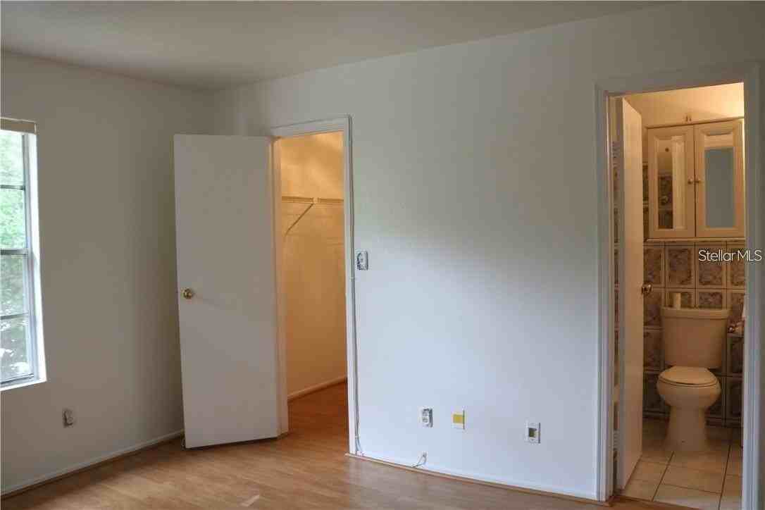 1400 Gandy Blvd N #1308 - Photo 6 of 14