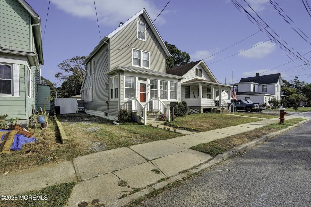 52 Leonard St - Photo 2 of 20