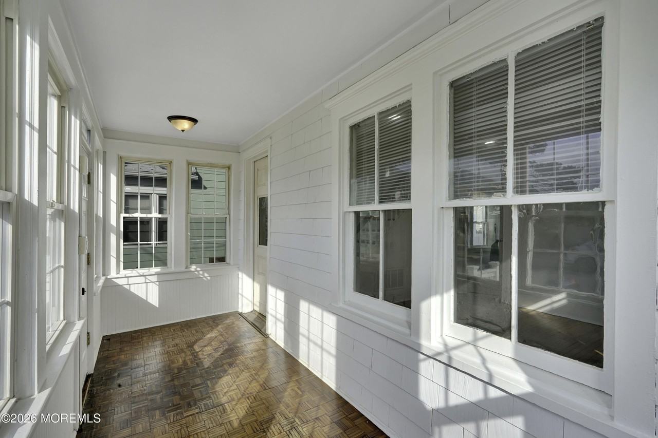 52 Leonard St - Photo 3 of 20