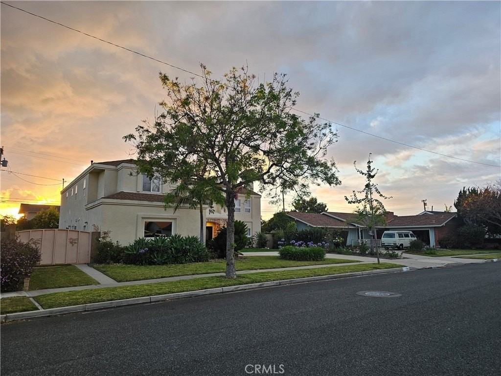 11541 Donovan Rd - Photo 4 of 43