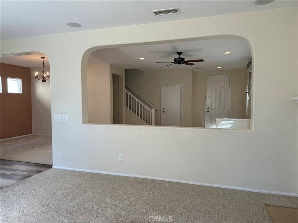 32585 Winterberry Ln - Photo 6 of 14