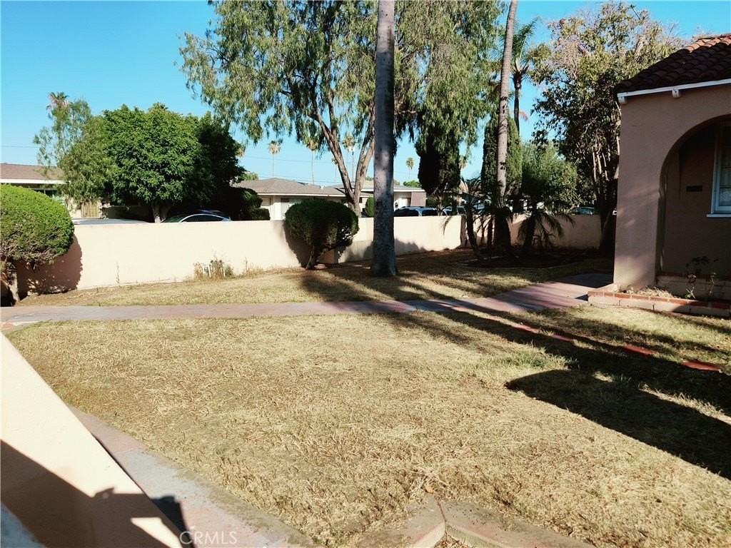 853 N Zeyn St - Photo 4 of 20