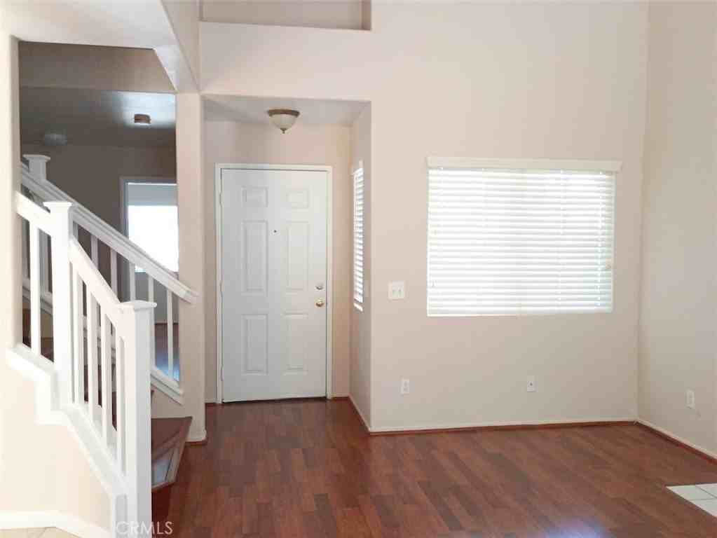7631 Perth Ln - Photo 4 of 35