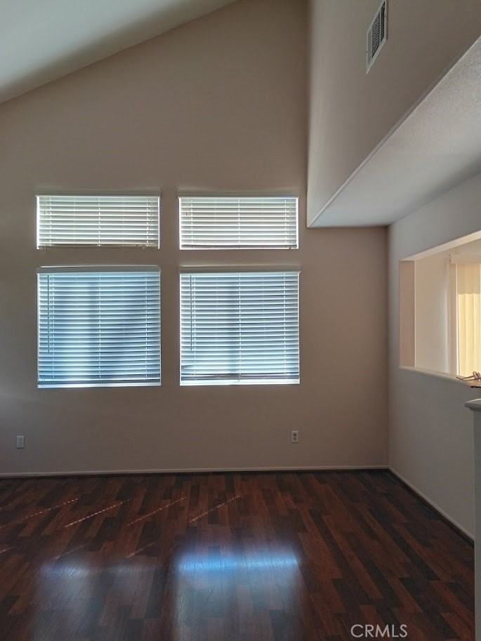 7631 Perth Ln - Photo 7 of 35