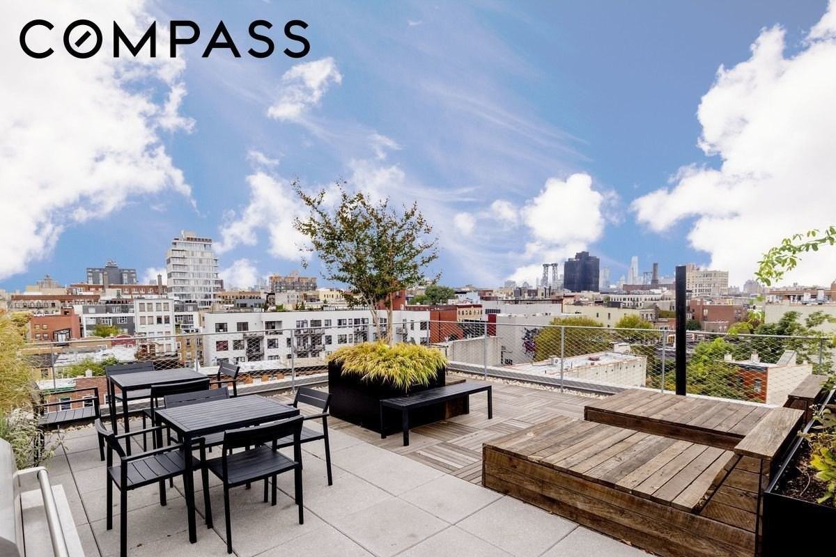 280 Metropolitan Ave #4E - Photo 6 of 7