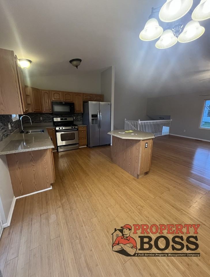 3023 W 63rd Ln #1 - Photo 4 of 20