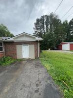 featured image of 512 W Maple St