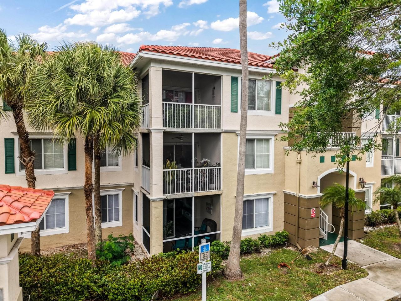 11737 W Atlantic Blvd #621