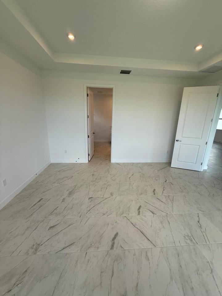 13509 Sw Bally Dr - Photo 6 of 33