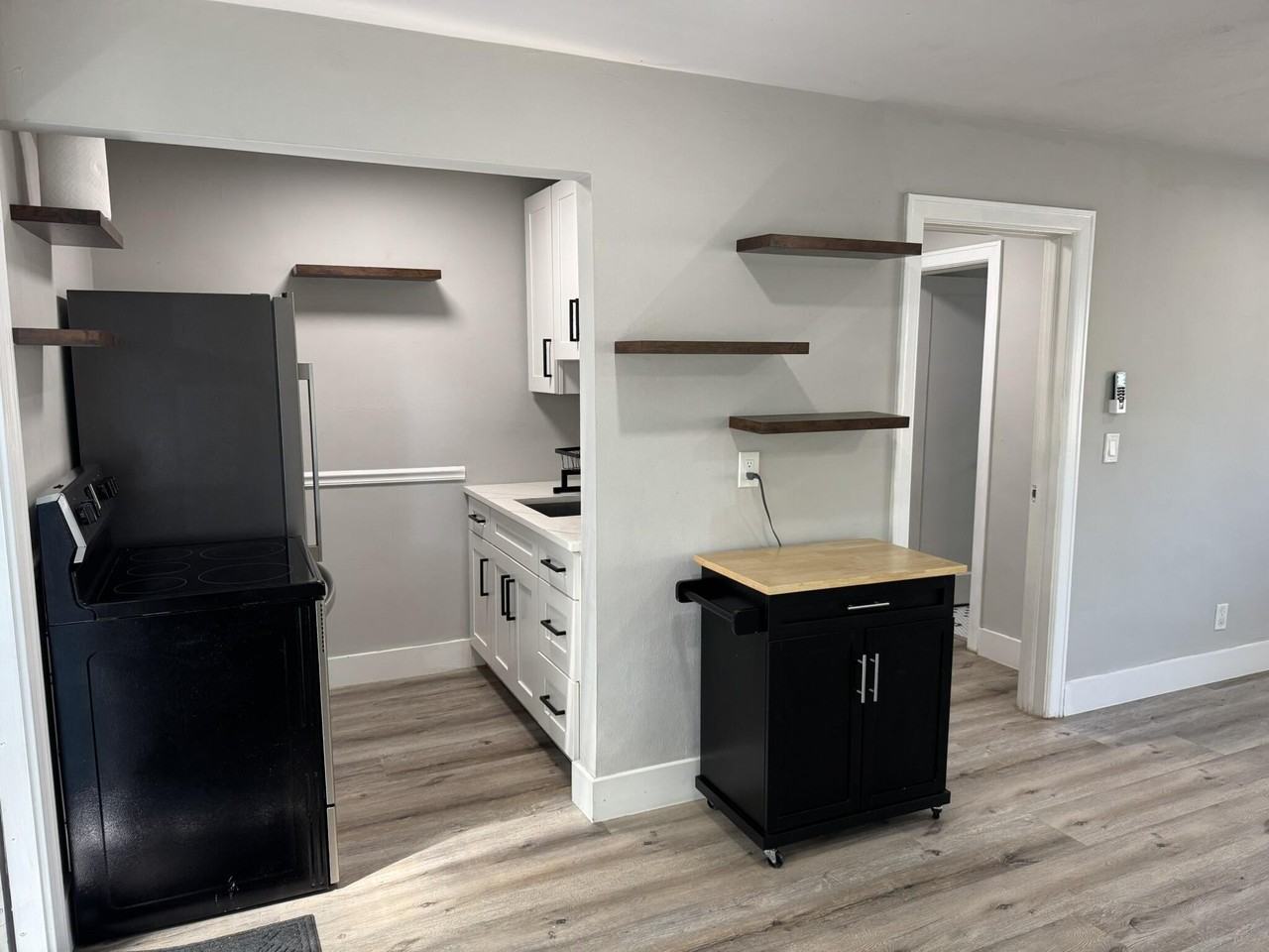 920 N L St #2 - Photo 6 of 33